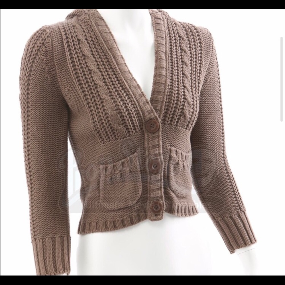 ISO Bella Swan Twilight Saga clothes - Picture 3 of 11